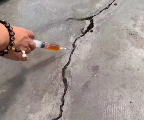 镇海混凝土裂缝修补技术详解​